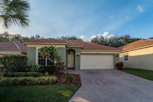 8063 Via Hacienda, Riviera Beach