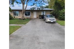 6221 Allen Street, Jupiter