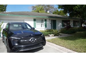 5805 Nw Bosque Lane Nw, West Palm Beach