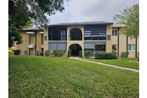 312 Pine Ridge Circle A-2, Greenacres 312 Pine Ridge Circle A-2, Greenacres