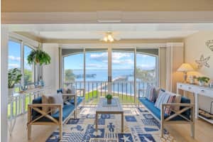 1550 Ne Ocean Boulevard A305, Stuart