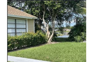 406 Lakewood Court 4a, Jupiter