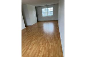 1380 Nw 43rd Terrace 208, Lauderhill