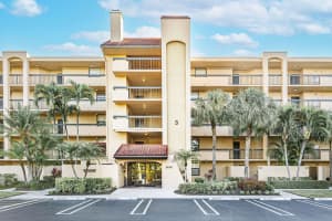2455 Lindell Boulevard 3211, Delray Beach