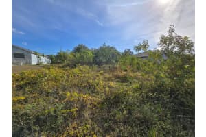 8016 104th Court, Vero Beach