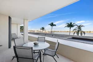 130 Lakeshore Drive 222, North Palm Beach