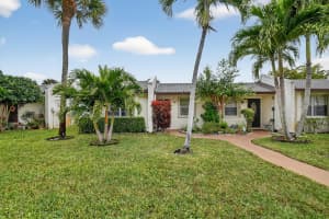 113 Lake Olive Drive 113, West Palm Beach 113 Lake Olive Drive 113, West Palm Beach