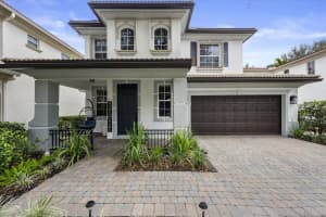 627 Castle Drive, Palm Beach Gardens