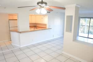 2112 S Cypress Bend Drive 404, Pompano Beach