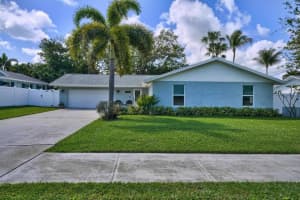 2594 Marcinski Road, Jupiter