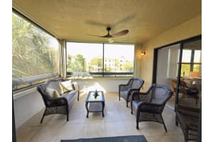 700 Uno Lago Drive 305, Juno Beach