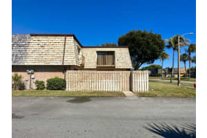 230 Lake Arbor Drive, Palm Springs