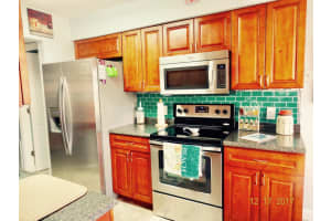 225 S Tropical Trail 316, Merritt Island