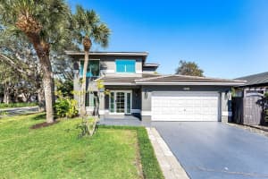 4087 Nw 2nd Court, Delray Beach