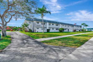 3154 Meridian Way S 2, Palm Beach Gardens