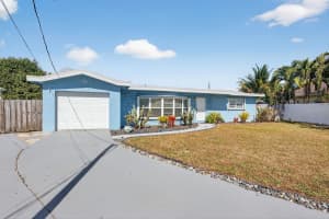 1223 Isle Court, Boynton Beach
