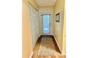 7320 Lake Cir Drive 204, Margate