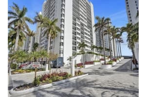1880 S Ocean Drive 308, Hallandale Beach