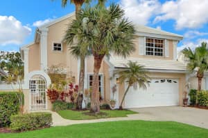 12 Brighton Court, Palm Beach Gardens