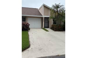 8065 Springtree Road, Boca Raton