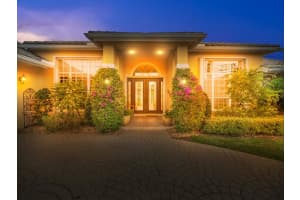 129 Brookhaven Court, Palm Beach Gardens