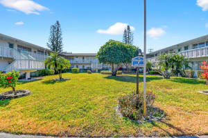126 Kingswood F 126, West Palm Beach