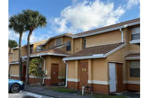 2511 Nw 56th Avenue 11-25, Lauderhill