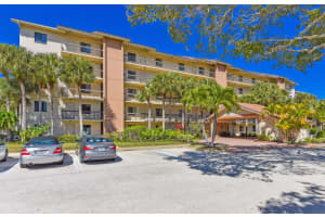 901 Seafarer Circle 302, Jupiter