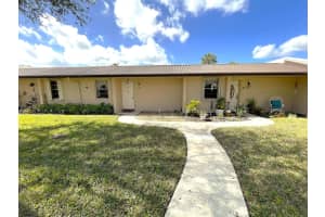 229 Lake Meryl Drive, West Palm Beach