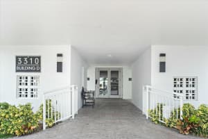 3310 S Ocean Boulevard 428-d, Highland Beach