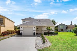 101 Azalea Circle, Boynton Beach