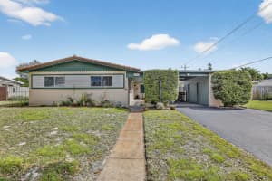 882 Azalea Court, Plantation