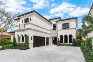 17760 Villa Club Way, Boca Raton