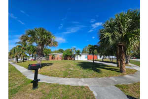 12212 Acapulco Avenue, Palm Beach Gardens