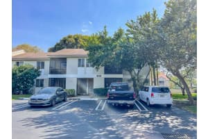103 Gardens Drive 204, Pompano Beach