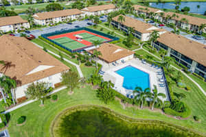 202 Pinecrest Circle B, Jupiter