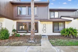 5352 Bosque Lane 109, West Palm Beach