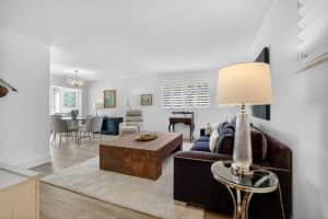 33 Colonial Club Drive 104, Boynton Beach