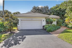 4970 Pine Tree Drive 4970, Boynton Beach