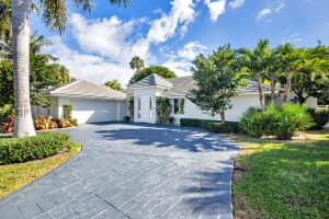 1386 S Atlantic Drive, Lantana