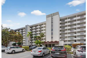 5900 Nw 44th Street 115, Lauderhill