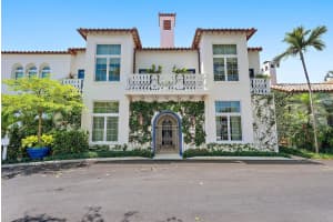 236 Phipps Plaza 101, Palm Beach 236 Phipps Plaza 101, Palm Beach