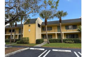 1106 Meadows Circle 1106, Boynton Beach