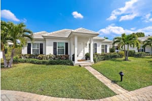 105 Evans Lane, Manalapan