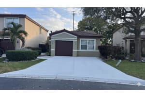 4274 Nw 1st Place, Deerfield Beach