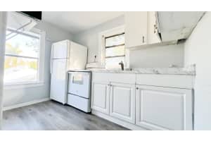 1000 W Lakewood Road 2, West Palm Beach 1000 W Lakewood Road 2, West Palm Beach