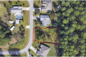 881 Sherwood Avenue Sw, Palm Bay