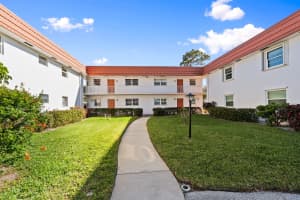 2600 Se Ocean Boulevard Jj-14, Stuart