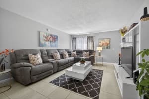 12020 W Greenway Drive 102, Royal Palm Beach