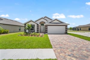 569 Dillard Drive Se, Palm Bay